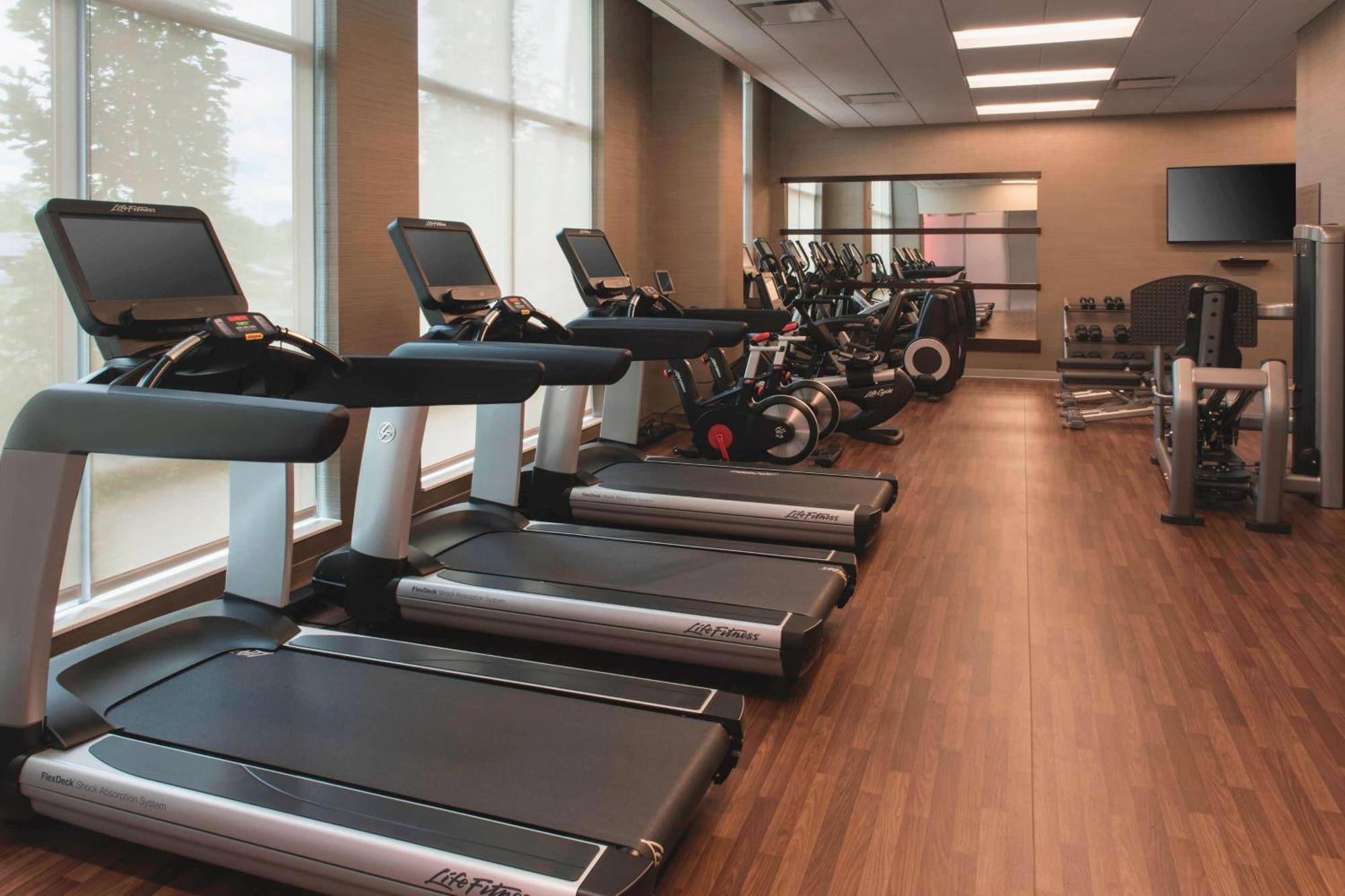 Hotel Courtyard By Marriott South At The Navy Yard