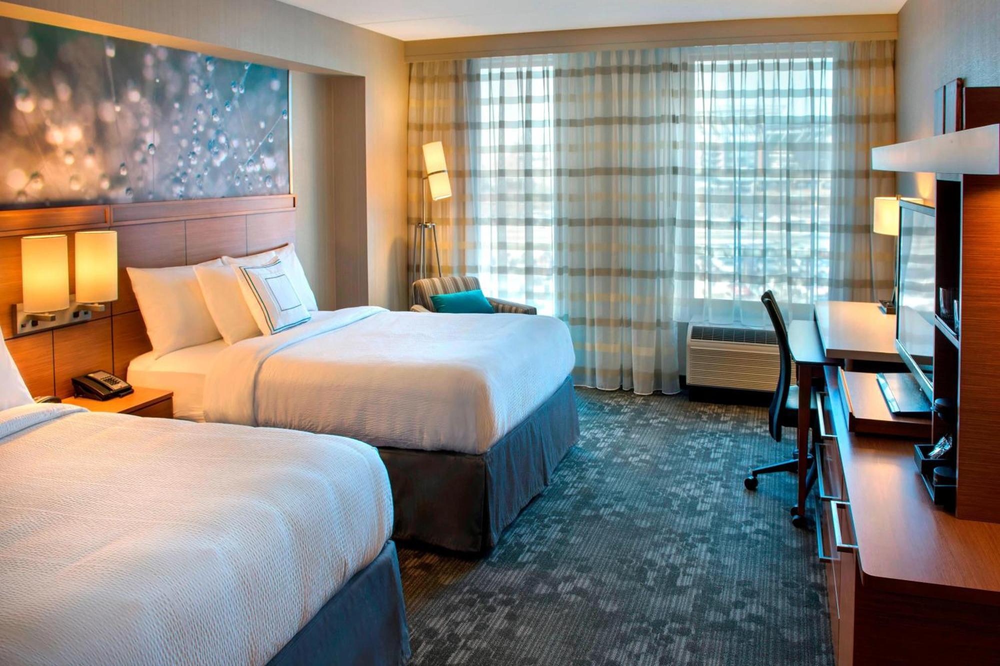 Hotel Courtyard By Marriott South At The Navy Yard