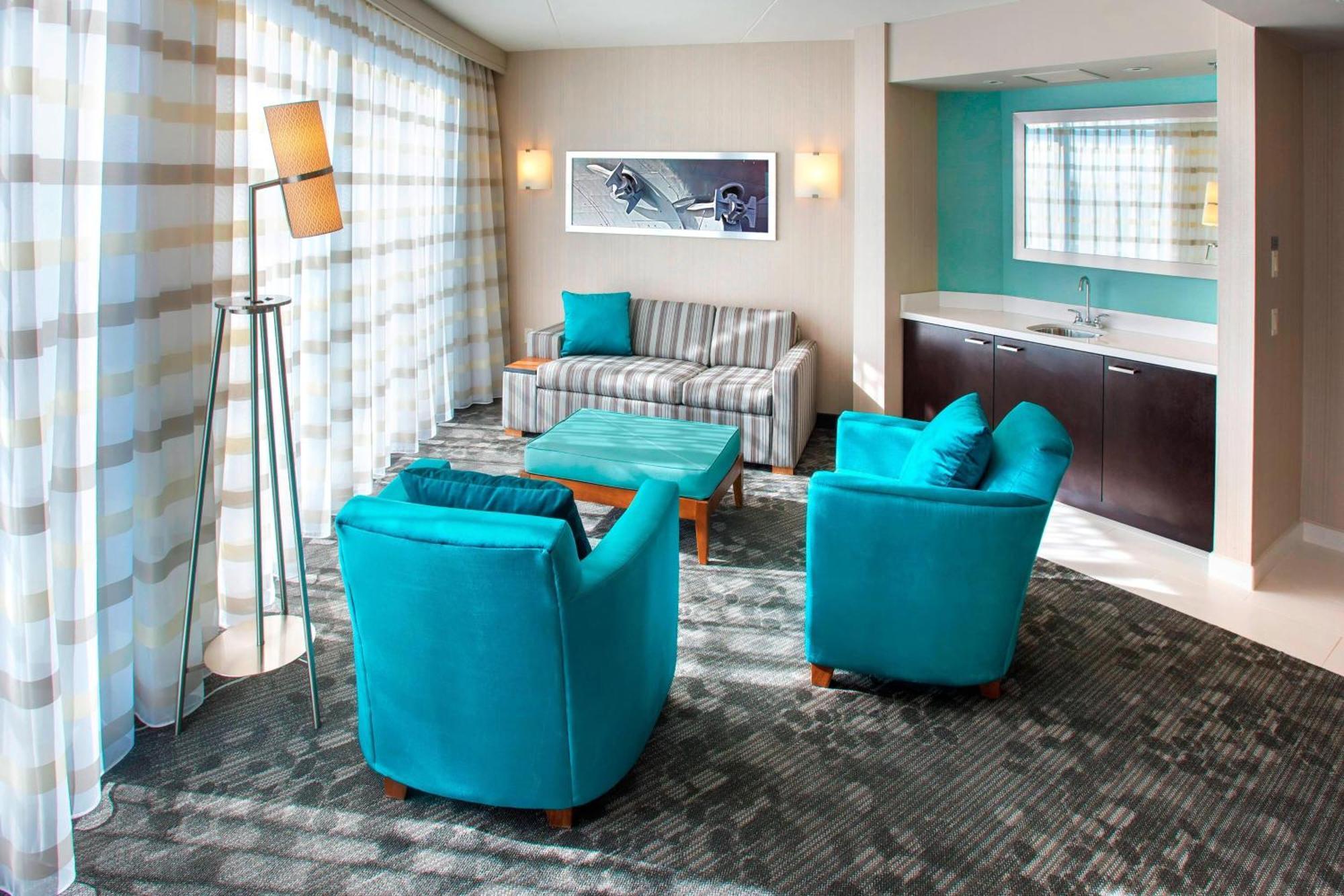 Hotel Courtyard By Marriott South At The Navy Yard 3*