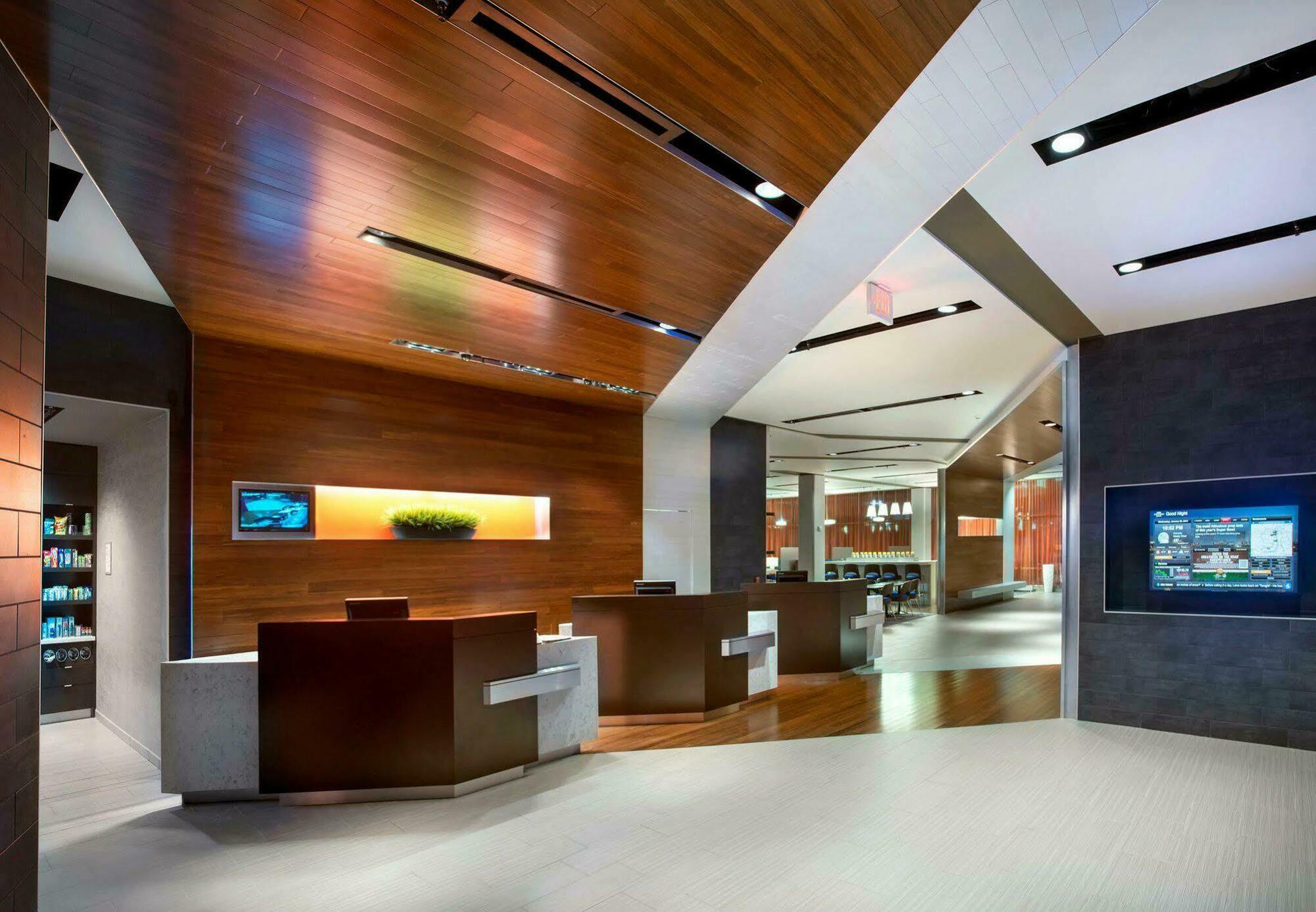 Courtyard By Marriott South At The Navy Yard 3*